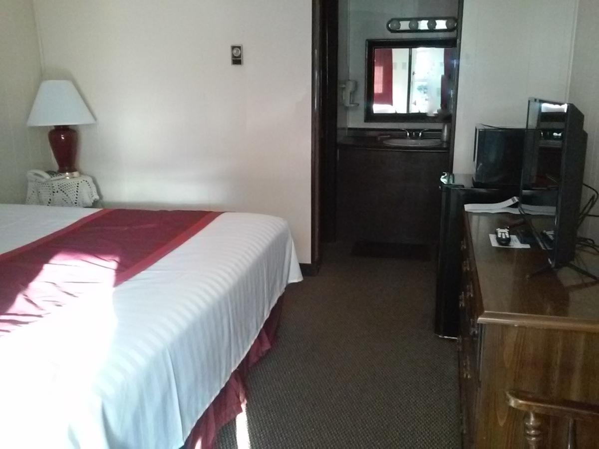 Holiday House Motel Hillsdale Dış mekan fotoğraf
